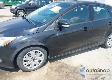 2012 Ford Focus Se z USA, uszkodzony, nr VIN 1FAHP3K28CL306676